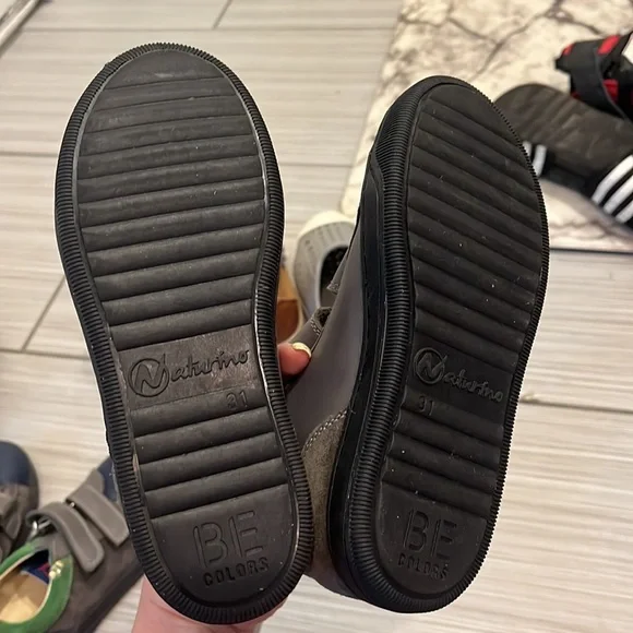 Naturino brand new high top boys shoes. Size 31. Approx size 1 - Picture 3 of 3